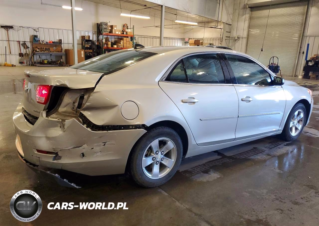 2013 Chevrolet Malibu Ls VIN:1G11B5SA1DF226030 - 3