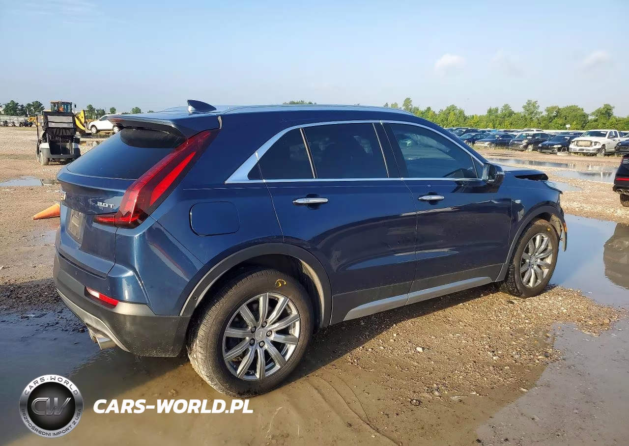 2019 Cadillac Xt4 Premium Luxury VIN:1GYFZCR43KF126063 - 3