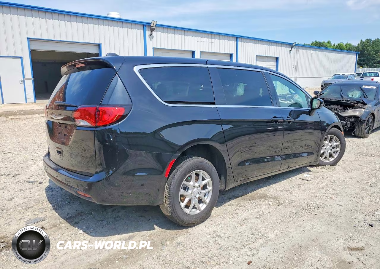 2026 Chrysler Voyager Lx VIN:2C4RC1CG7TR216483 - 3
