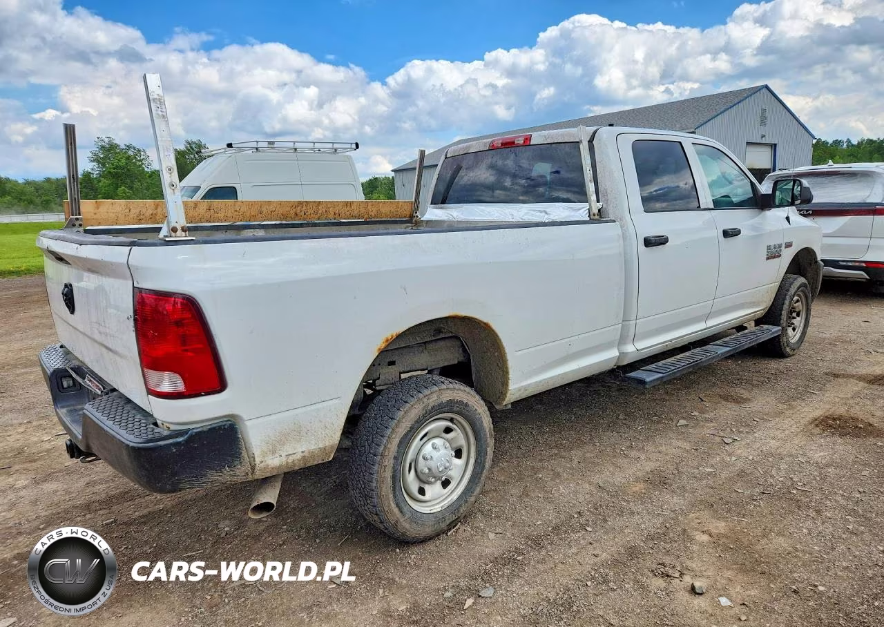 2018 Ram 2500 St VIN:3C6UR5HJ8JG275394 - 3