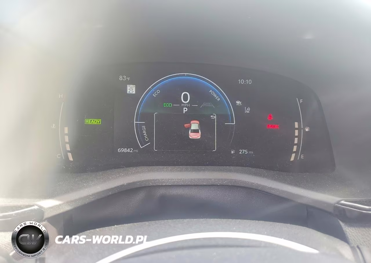 2025 Toyota Camry Le VIN:4T1DAACK0SU569925 - 9