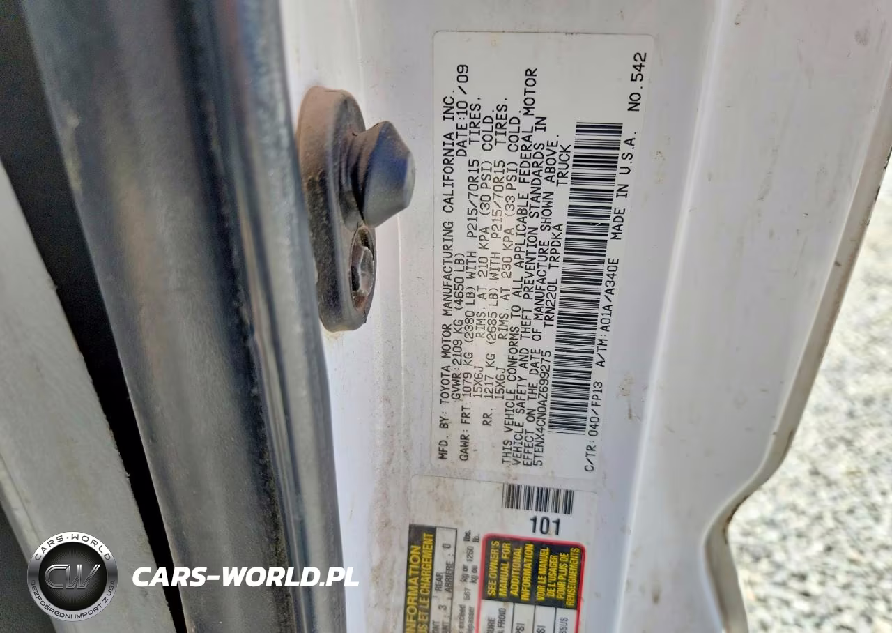 2010 Toyota Tacoma VIN:5TENX4CN0AZ699275 - 12