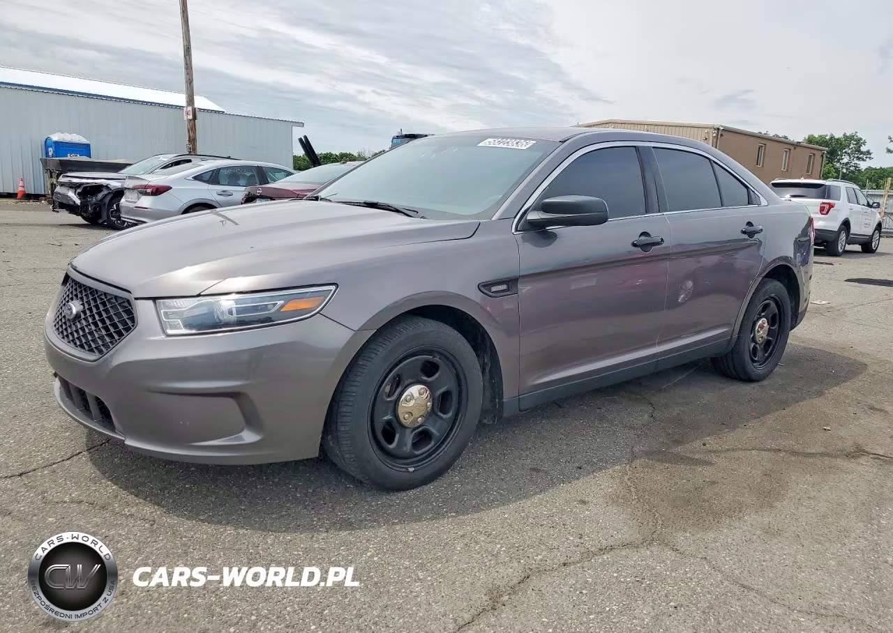 2017 Ford Taurus Police Interceptor – zdjęcie 1 z 12