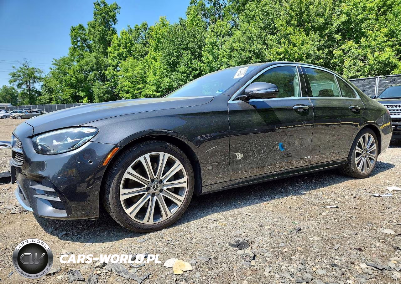 2022 Mercedes-Benz E 350 4Matic – zdjęcie 1 z 12