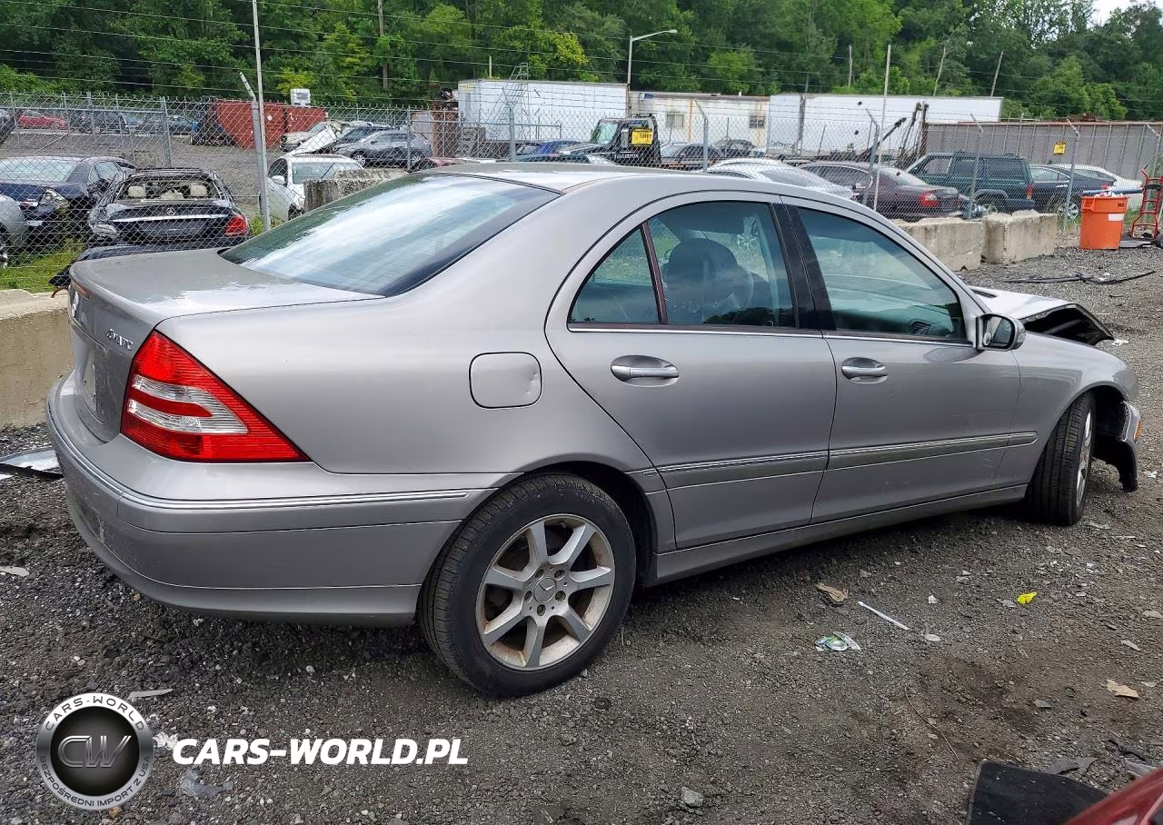 2007 Mercedes-Benz C 280 4Matic VIN:WDBRF92H27F927889 - 3