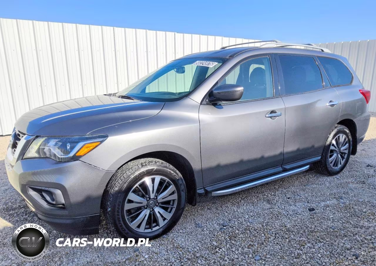 2020 Nissan Pathfinder Sv