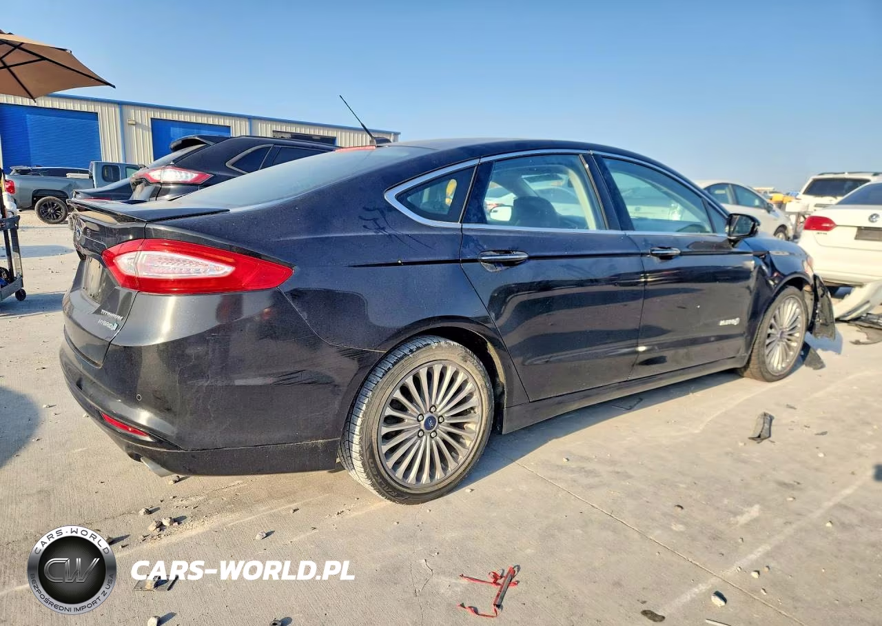 2014 Ford Fusion Titanium Hev VIN:3FA6P0RU0ER337082 - 3