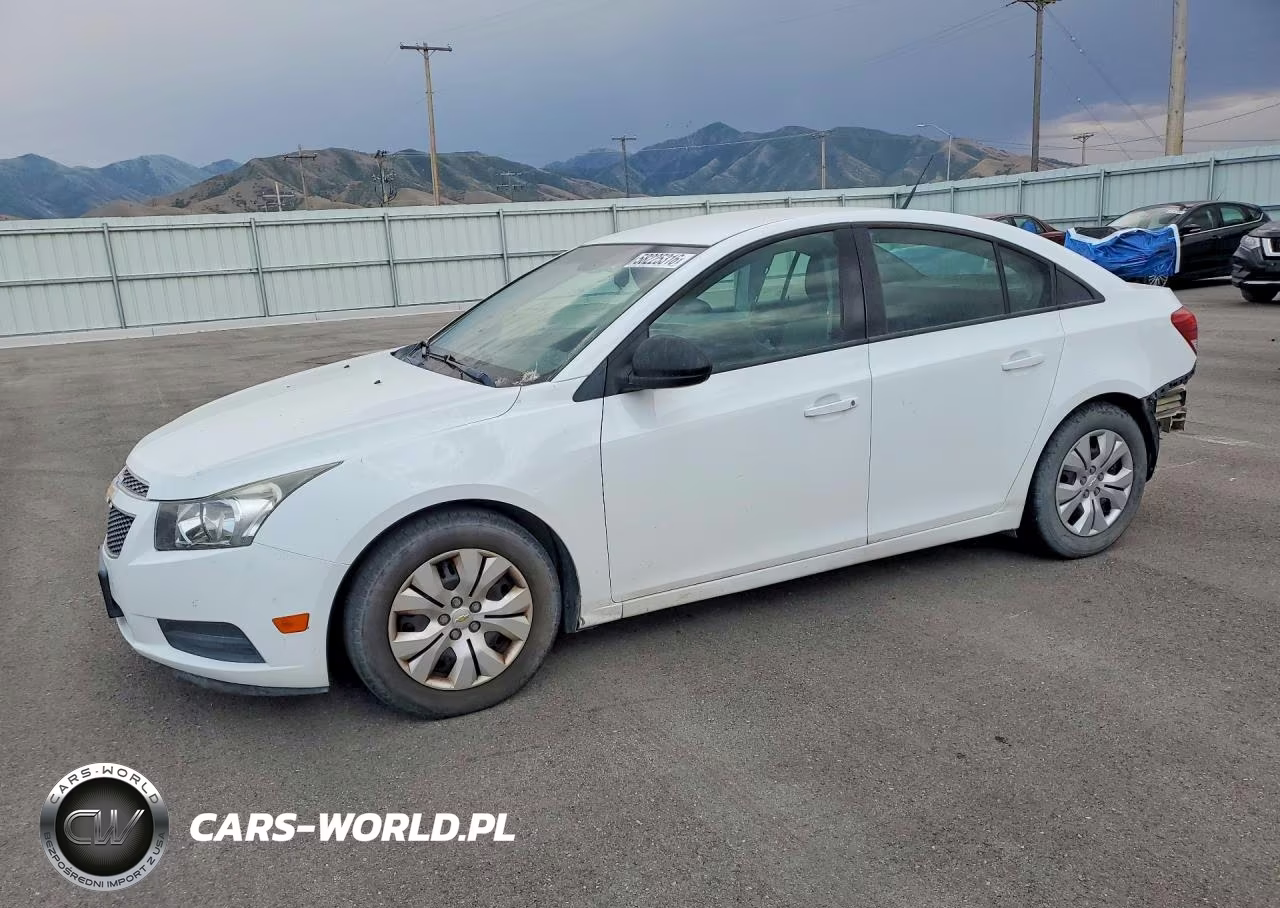 2014 Chevrolet Cruze Ls – zdjęcie 1 z 13