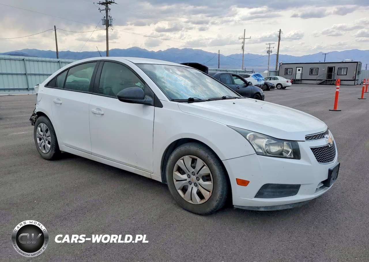 2014 Chevrolet Cruze Ls VIN:1G1PA5SH7E7217208 - 4