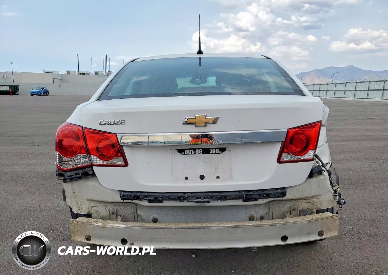 2014 Chevrolet Cruze Ls VIN:1G1PA5SH7E7217208 - 6