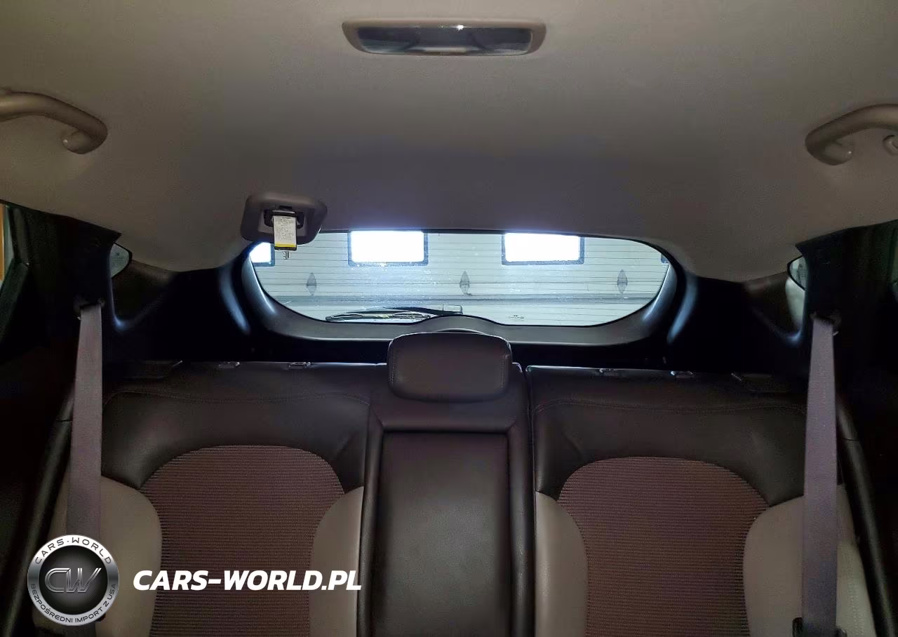 2011 Hyundai Tucson Gls VIN:KM8JUCAC8BU136449 - 10