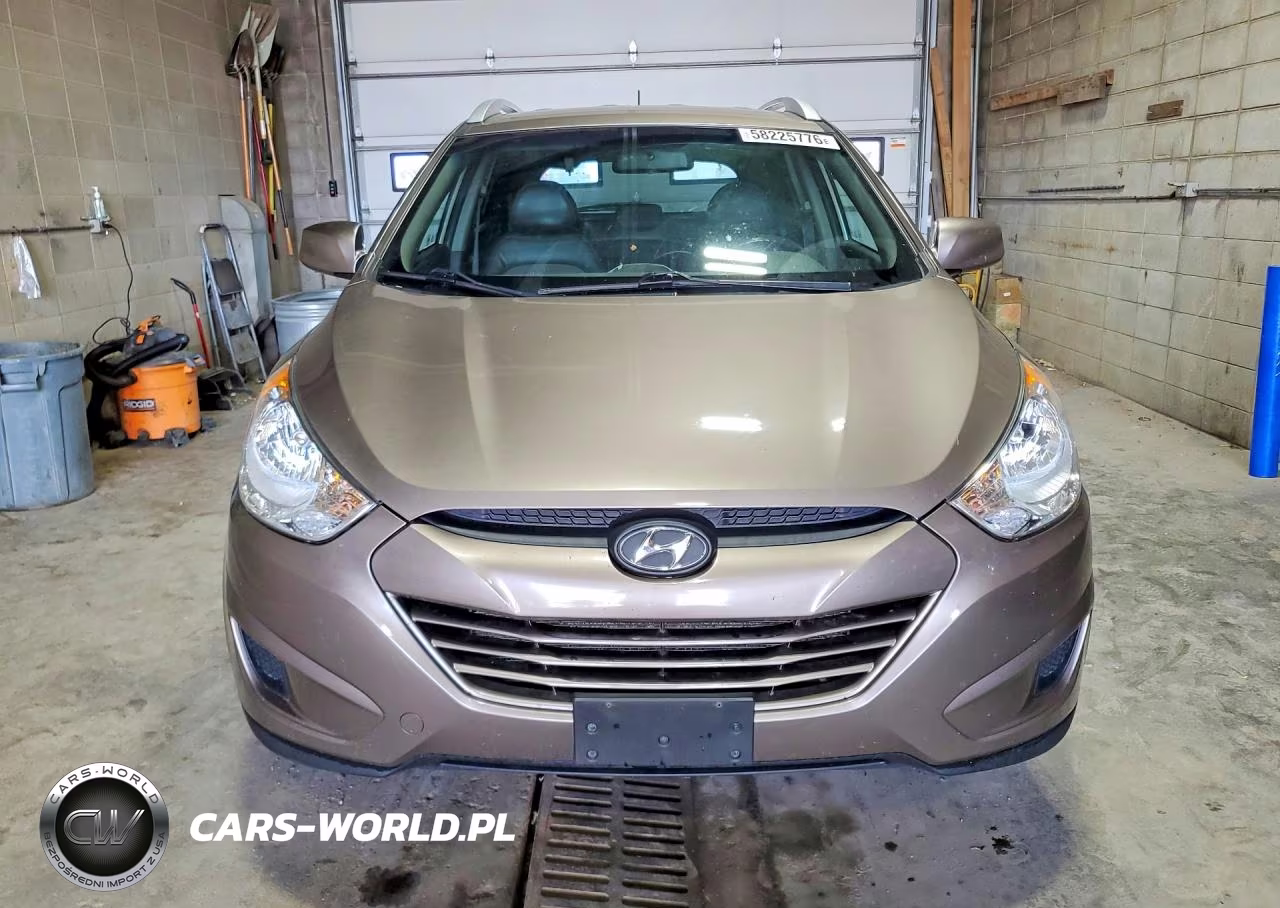 2011 Hyundai Tucson Gls VIN:KM8JUCAC8BU136449 - 5