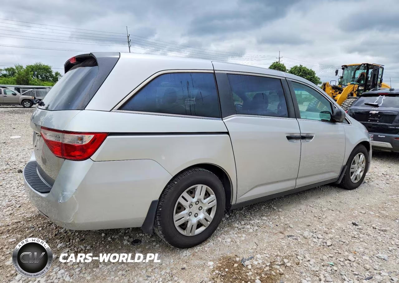 2011 Honda Odyssey Lx VIN:5FNRL5H24BB090954 - 3