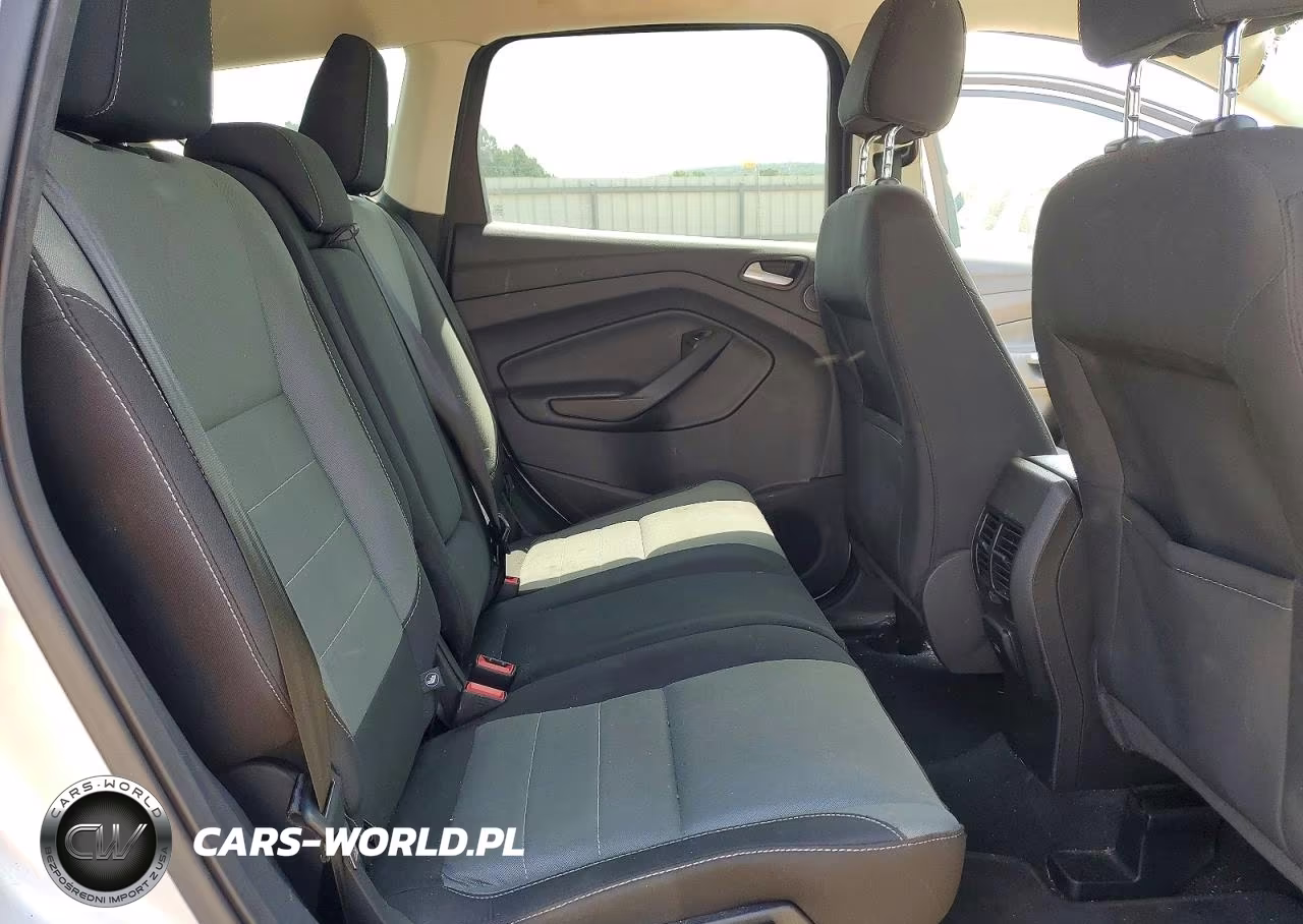 2016 Ford Escape Se VIN:1FMCU9GX7GUB92427 - 11