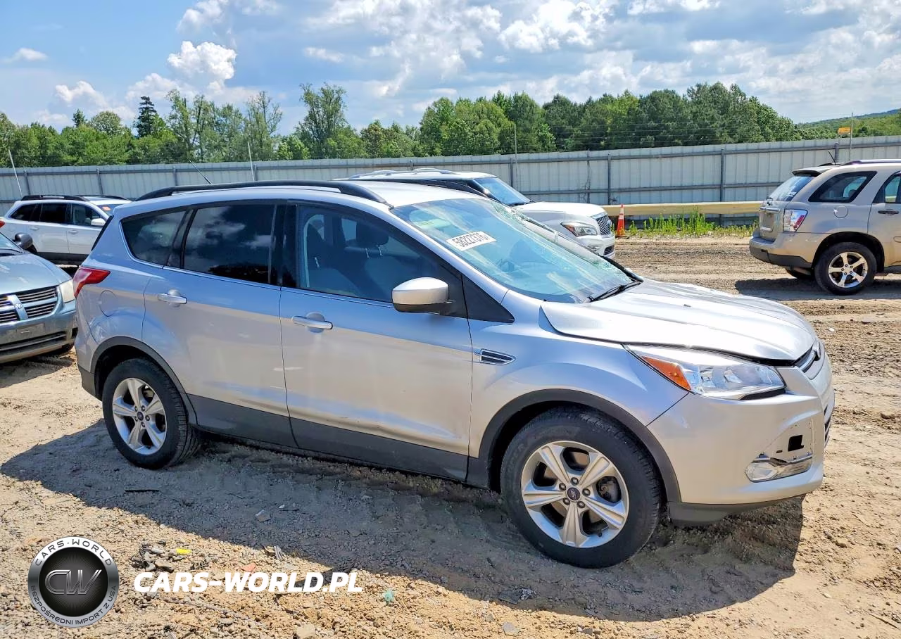 2016 Ford Escape Se VIN:1FMCU9GX7GUB92427 - 4