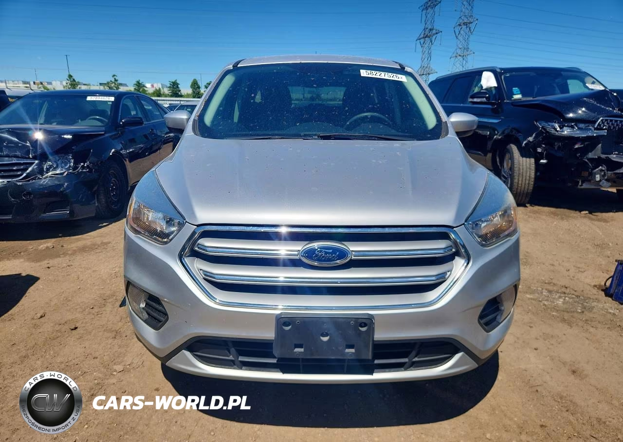 2017 Ford Escape Se VIN:1FMCU9GDXHUE05183 - 5