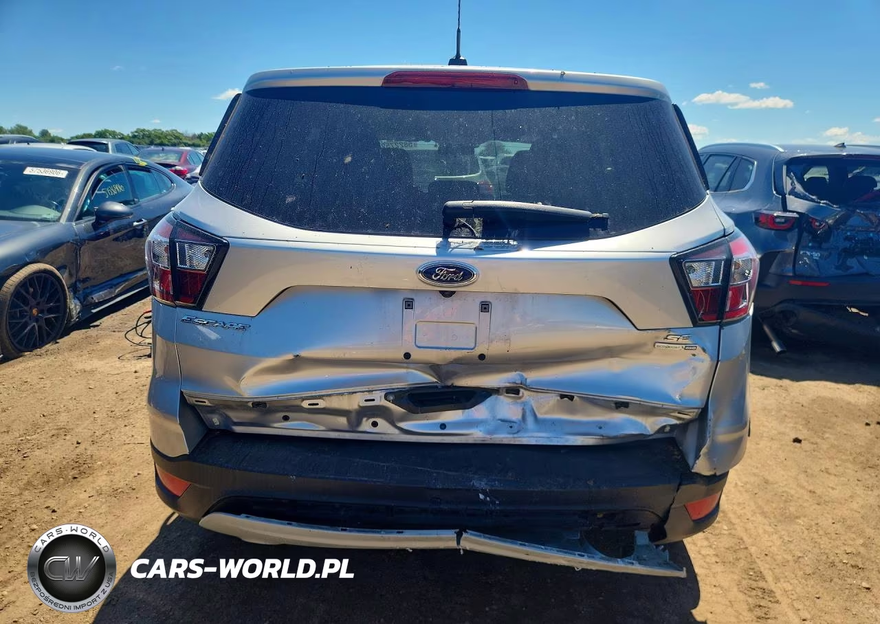 2017 Ford Escape Se VIN:1FMCU9GDXHUE05183 - 6