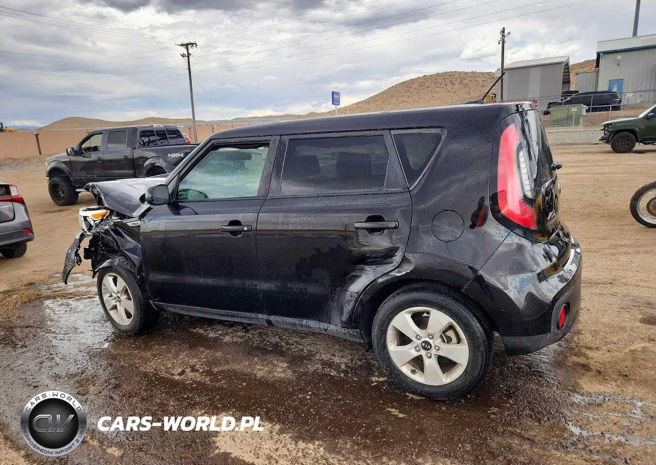 2018 Kia Soul Base VIN:KNDJN2A25J7596944 - 2
