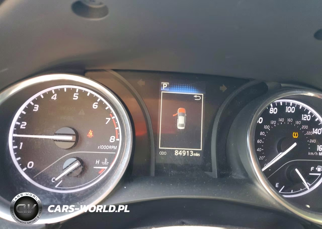 2018 Toyota Camry Se VIN:4T1B11HK9JU618442 - 9