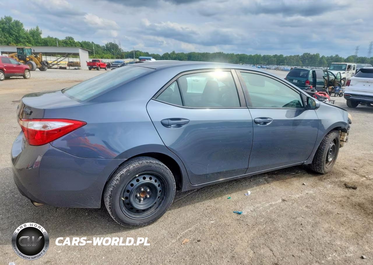 2016 Toyota Corolla Le VIN:2T1BURHE0GC629937 - 3