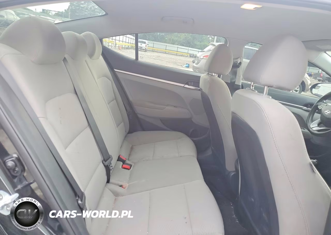 2019 Hyundai Elantra Se VIN:5NPD74LFXKH474600 - 10
