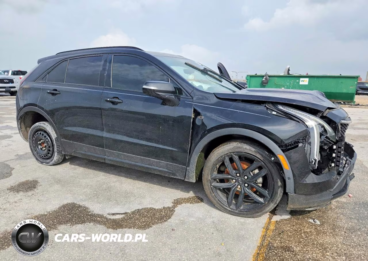 2019 Cadillac Xt4 Sport VIN:1GYFZER46KF101590 - 4