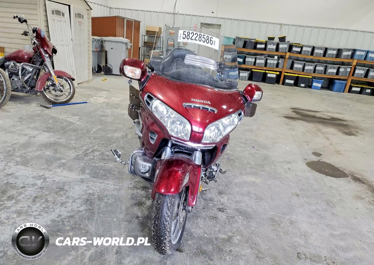 2004 Honda Gl1800 VIN:1HFSC47084A305877 - 2