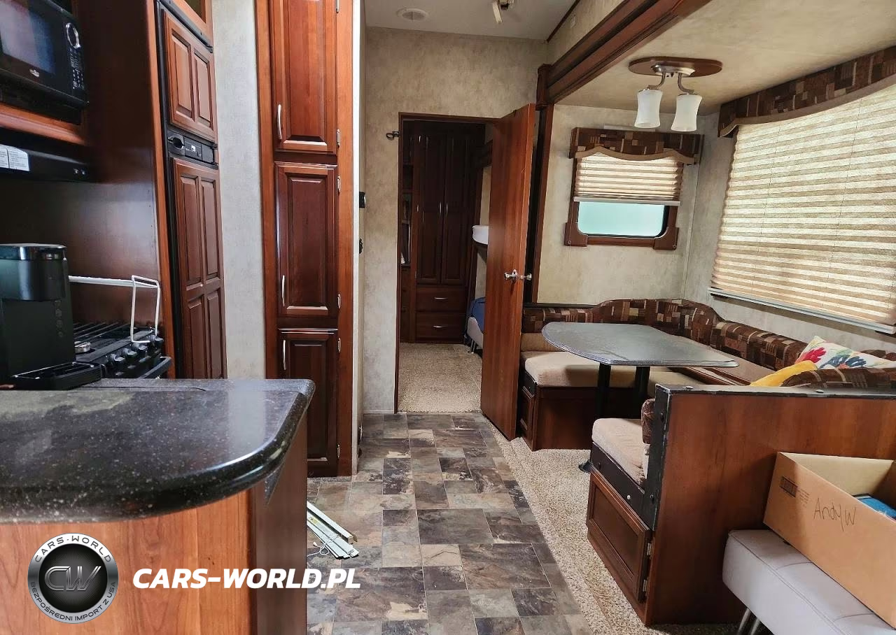 2015 Prime Time Crusader 360 VIN:5ZT3CS1B5FG116826 - 6