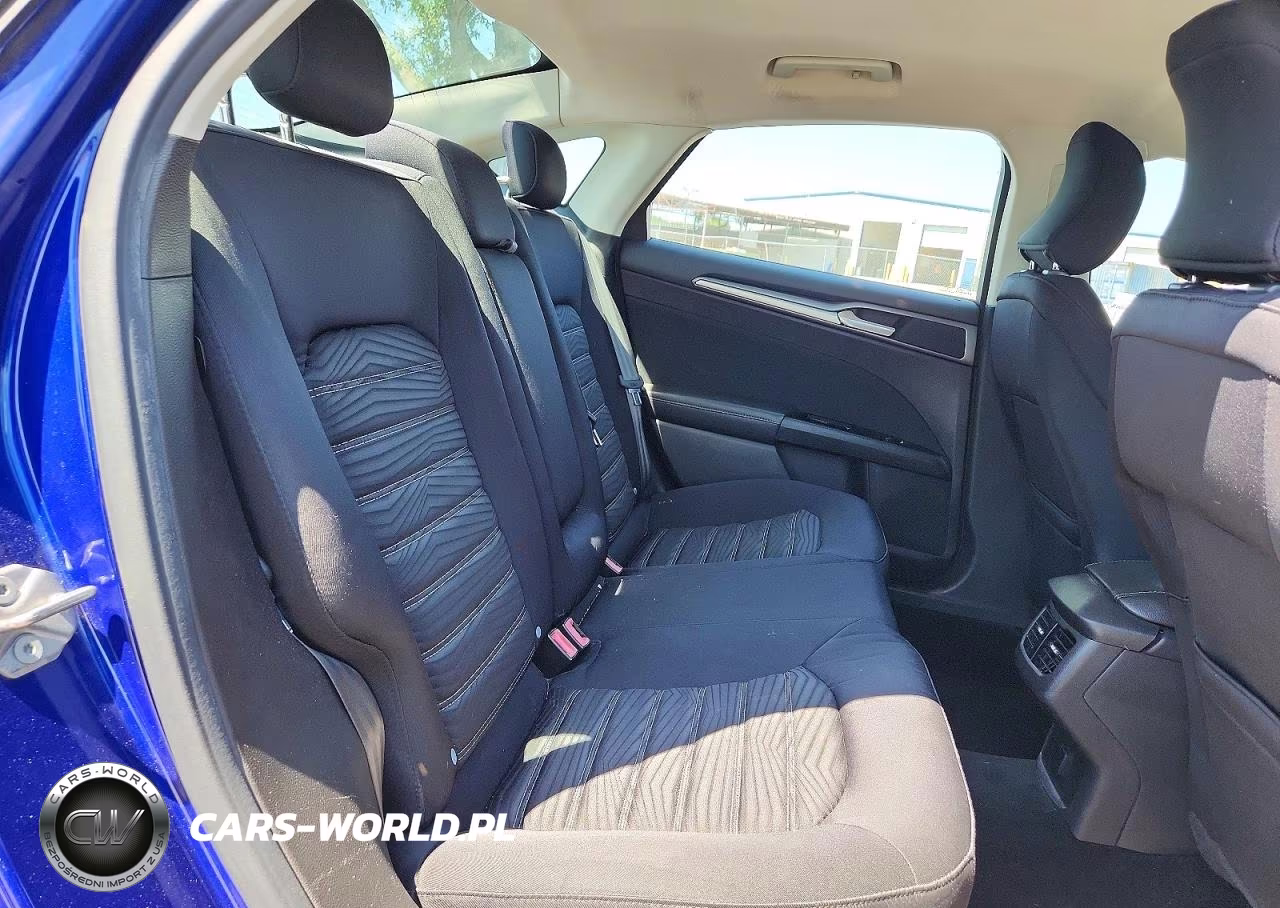 2016 Ford Fusion Se VIN:3FA6P0H79GR359449 - 10