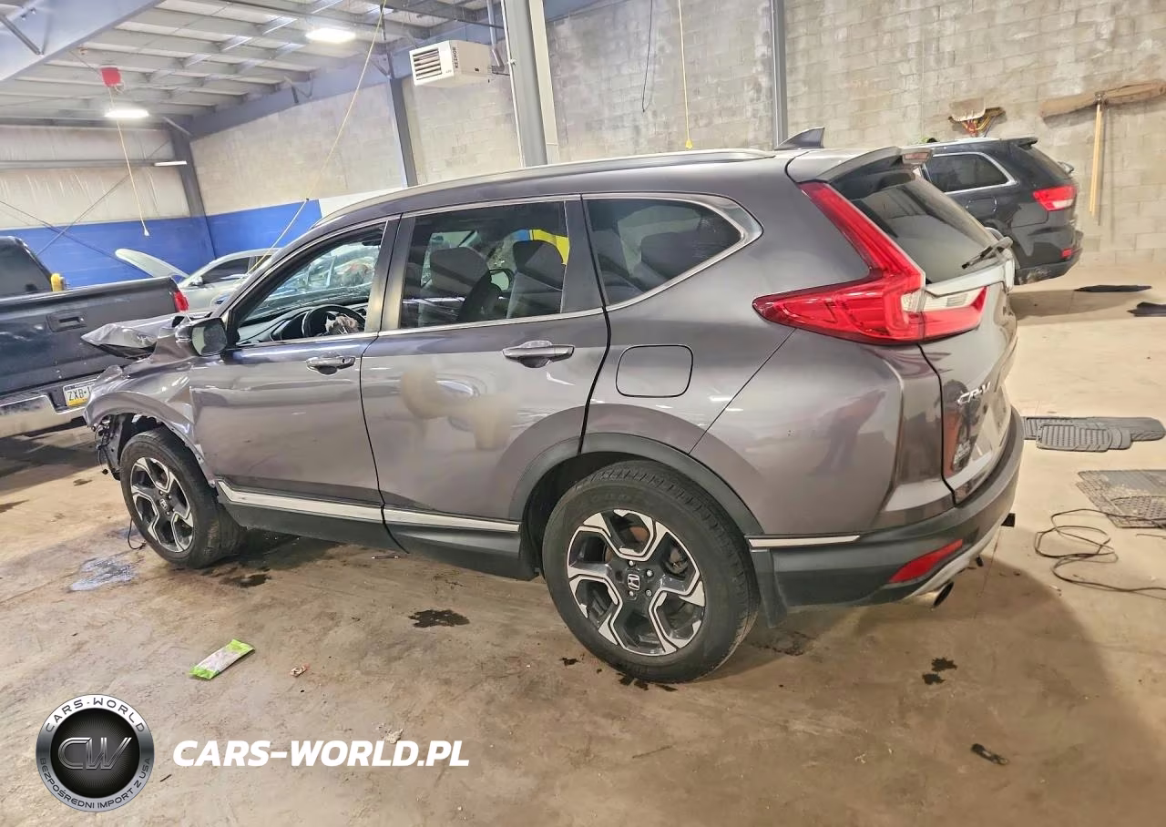 2018 Honda Cr-V Touring VIN:7FARW2H97JE024047 - 2
