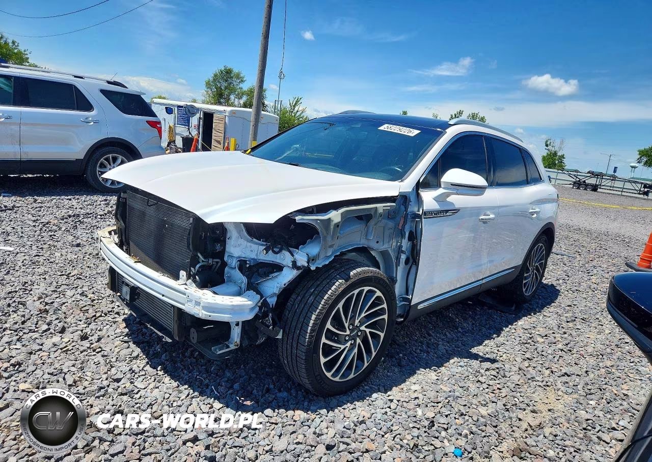 2019 Lincoln Nautilus Reserve