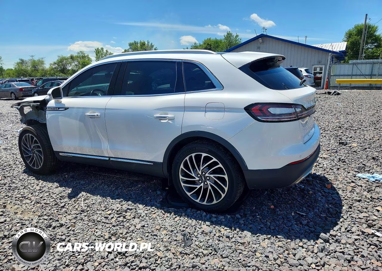 2019 Lincoln Nautilus Reserve VIN:2LMPJ8L92KBL25447 - 2