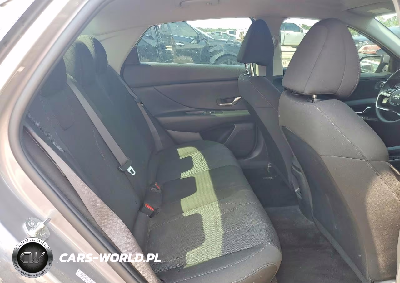 2024 Hyundai Elantra Se VIN:KMHLL4DG6RU668003 - 10