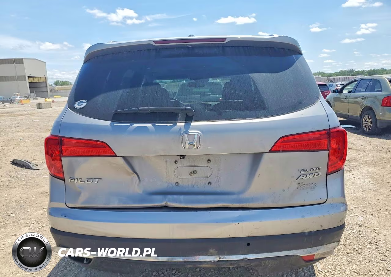 2016 Honda Pilot Elite VIN:5FNYF6H08GB114252 - 6