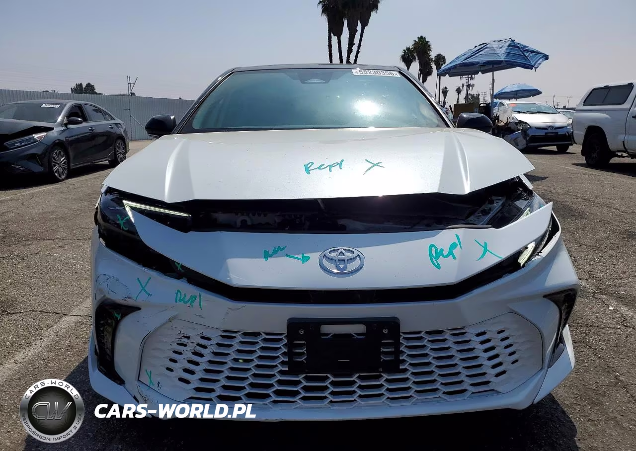 2025 Toyota Camry Xse VIN:4T1DAACK1SU036949 - 5