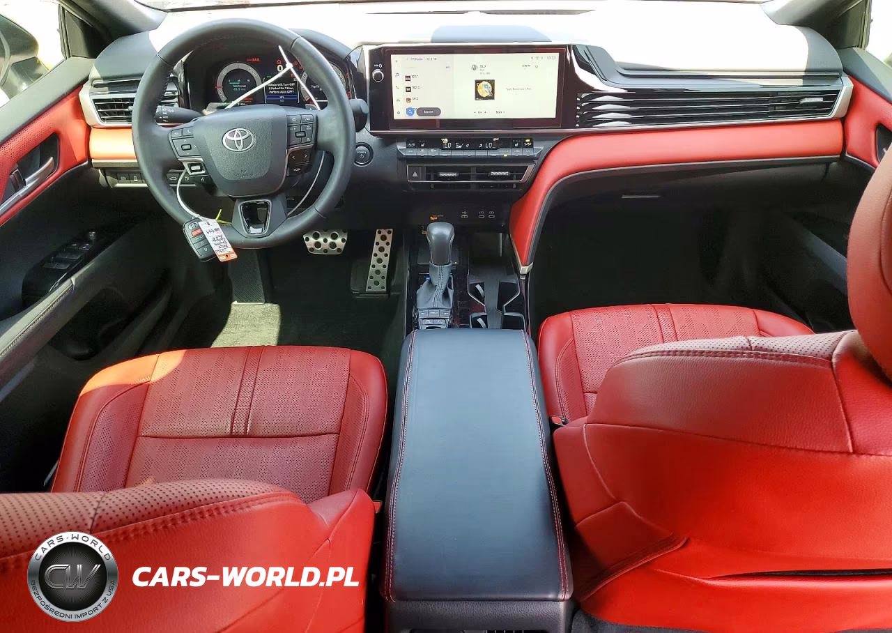 2025 Toyota Camry Xse VIN:4T1DAACK1SU036949 - 8