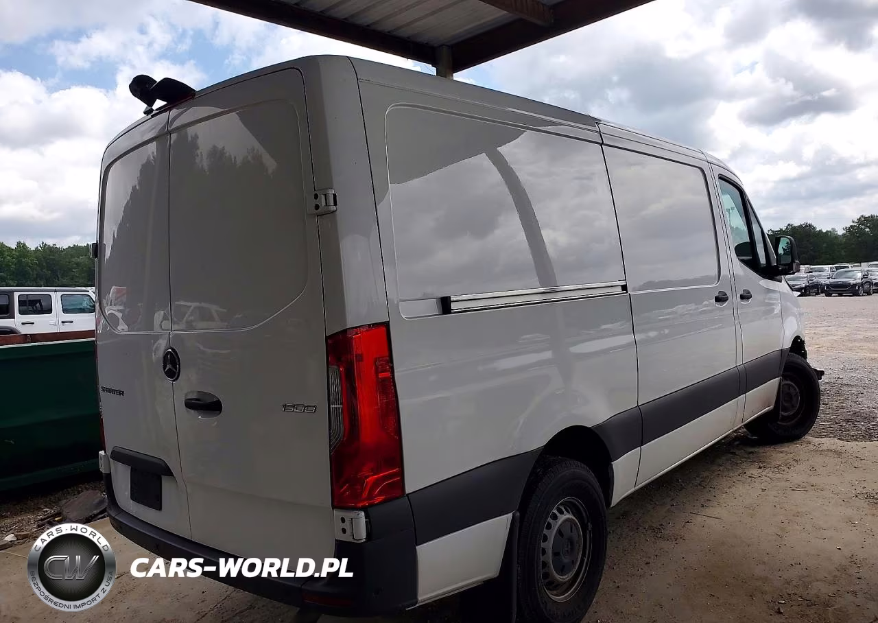 2022 Mercedes-Benz Sprinter 4500 VIN:W1Y70BGY0NT088118 - 3