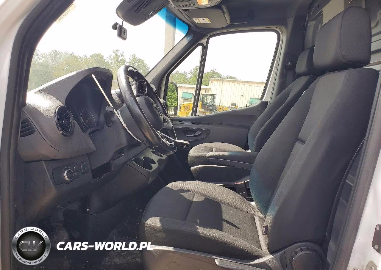 2022 Mercedes-Benz Sprinter 4500 VIN:W1Y70BGY0NT088118 - 7