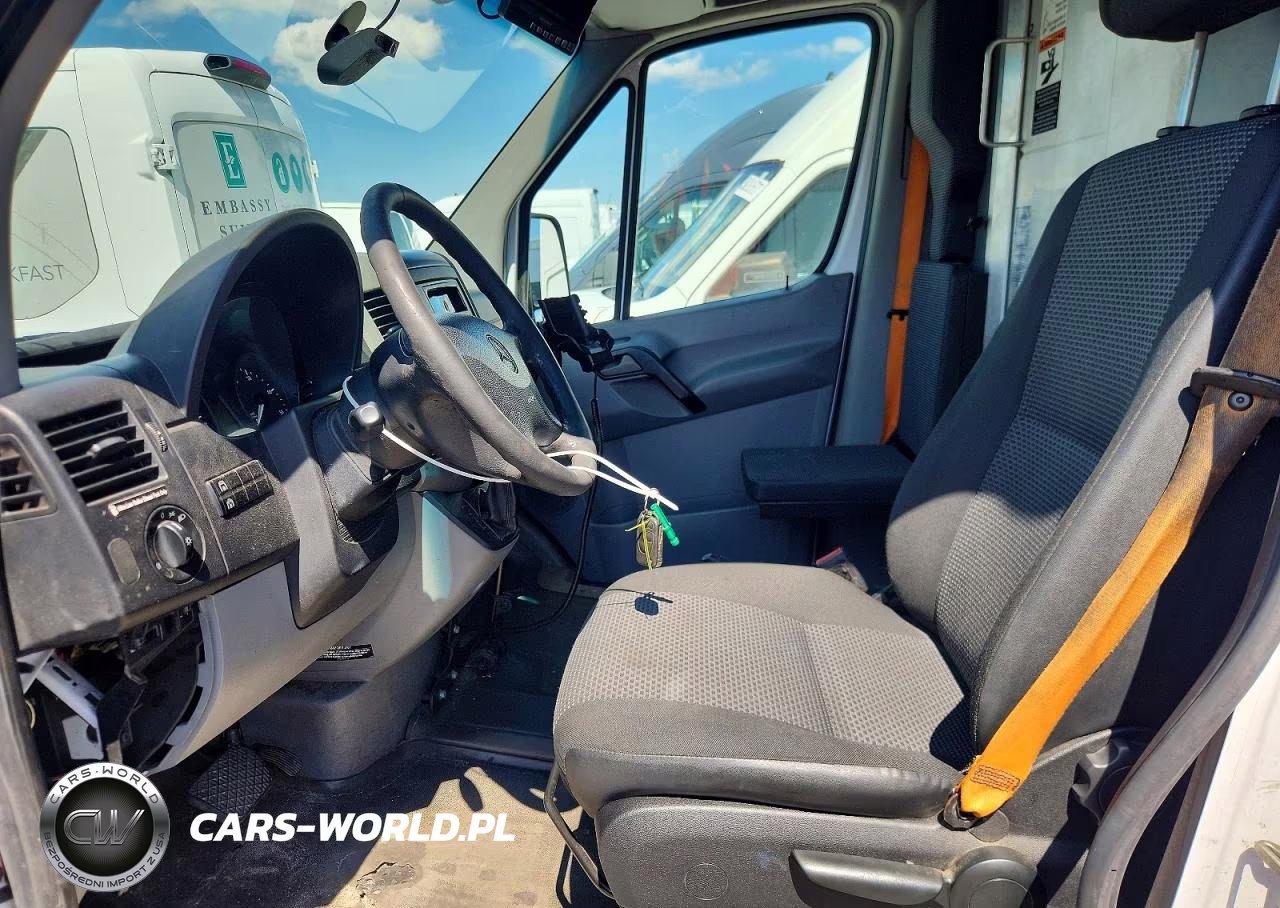 2012 Mercedes-Benz Sprinter 2500 VIN:WD3PE8CB8C5704671 - 7