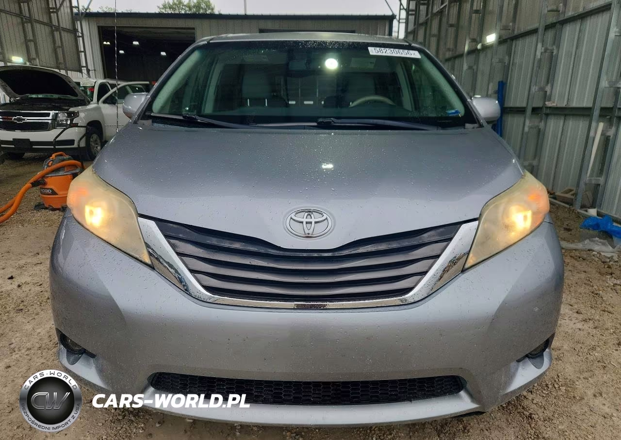 2011 Toyota Sienna VIN:5TDYK3DC5BS070855 - 5