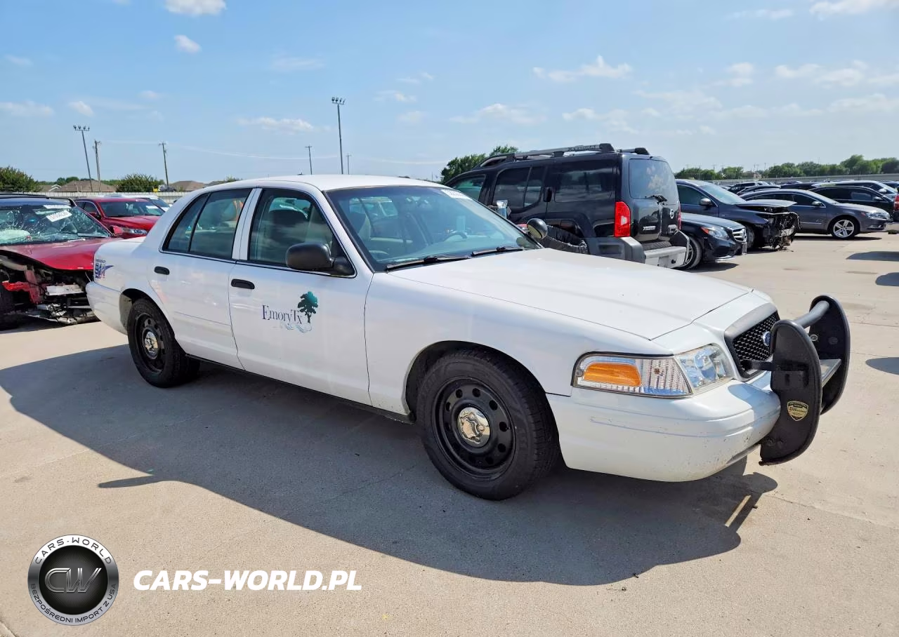 2011 Ford Crown Victoria Police Interceptor VIN:2FABP7BV6BX121180 - 4