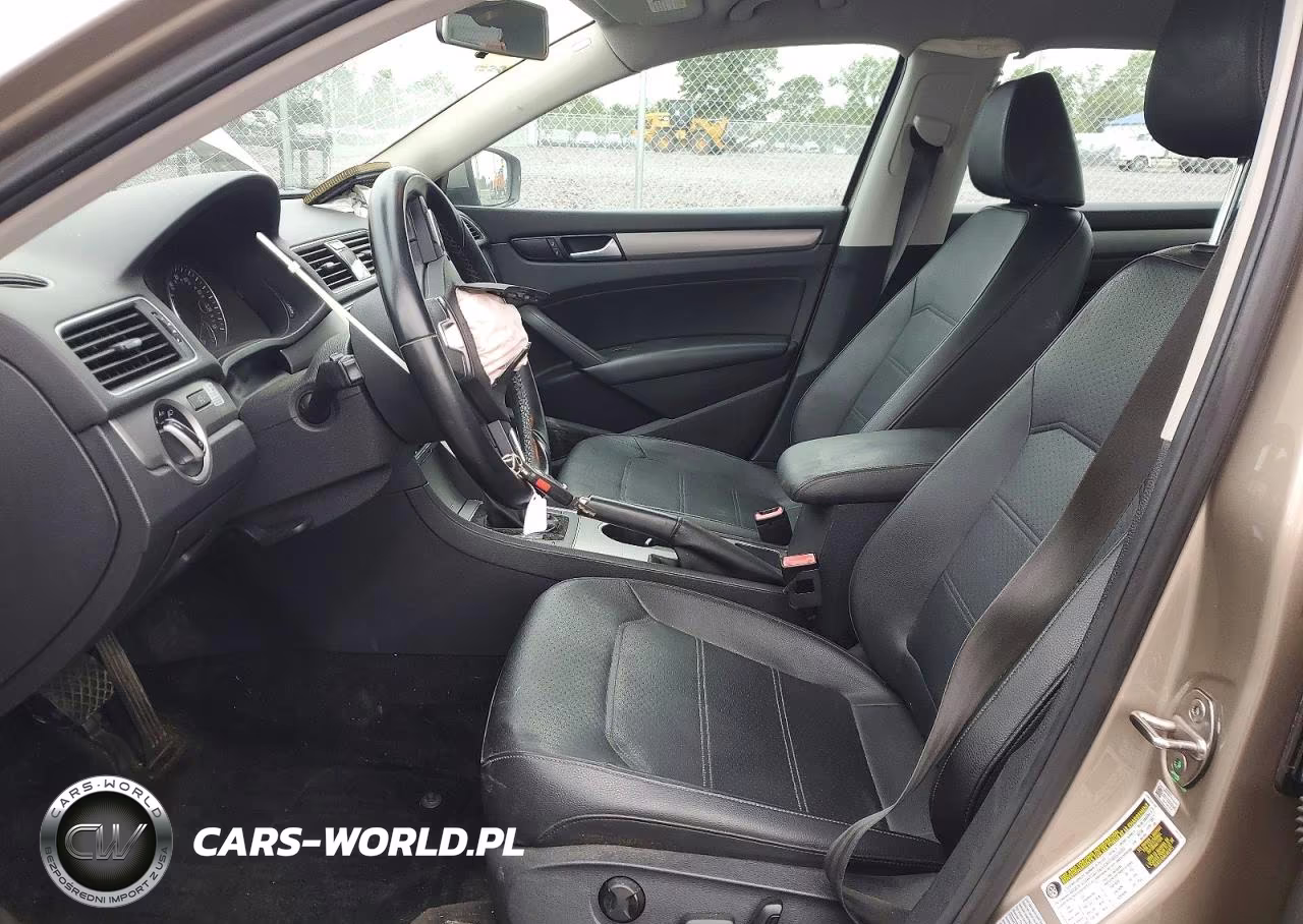 2015 Volkswagen Passat Se VIN:1VWBV7A3XFC053661 - 7