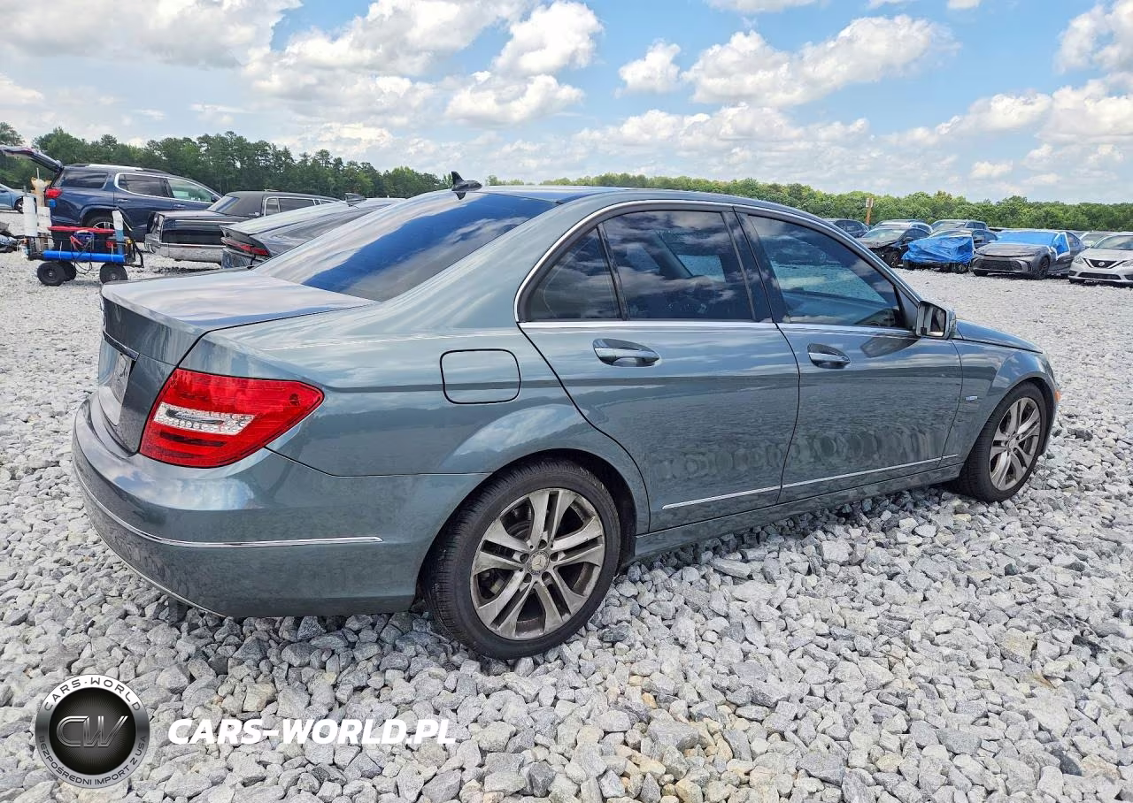 2012 Mercedes-Benz C 250 VIN:WDDGF4HBXCR212162 - 3