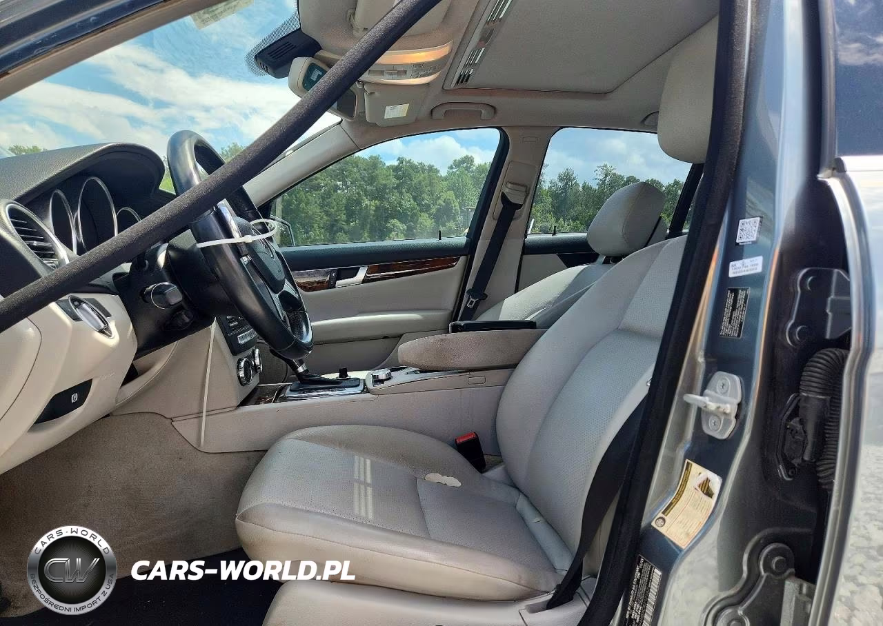 2012 Mercedes-Benz C 250 VIN:WDDGF4HBXCR212162 - 7