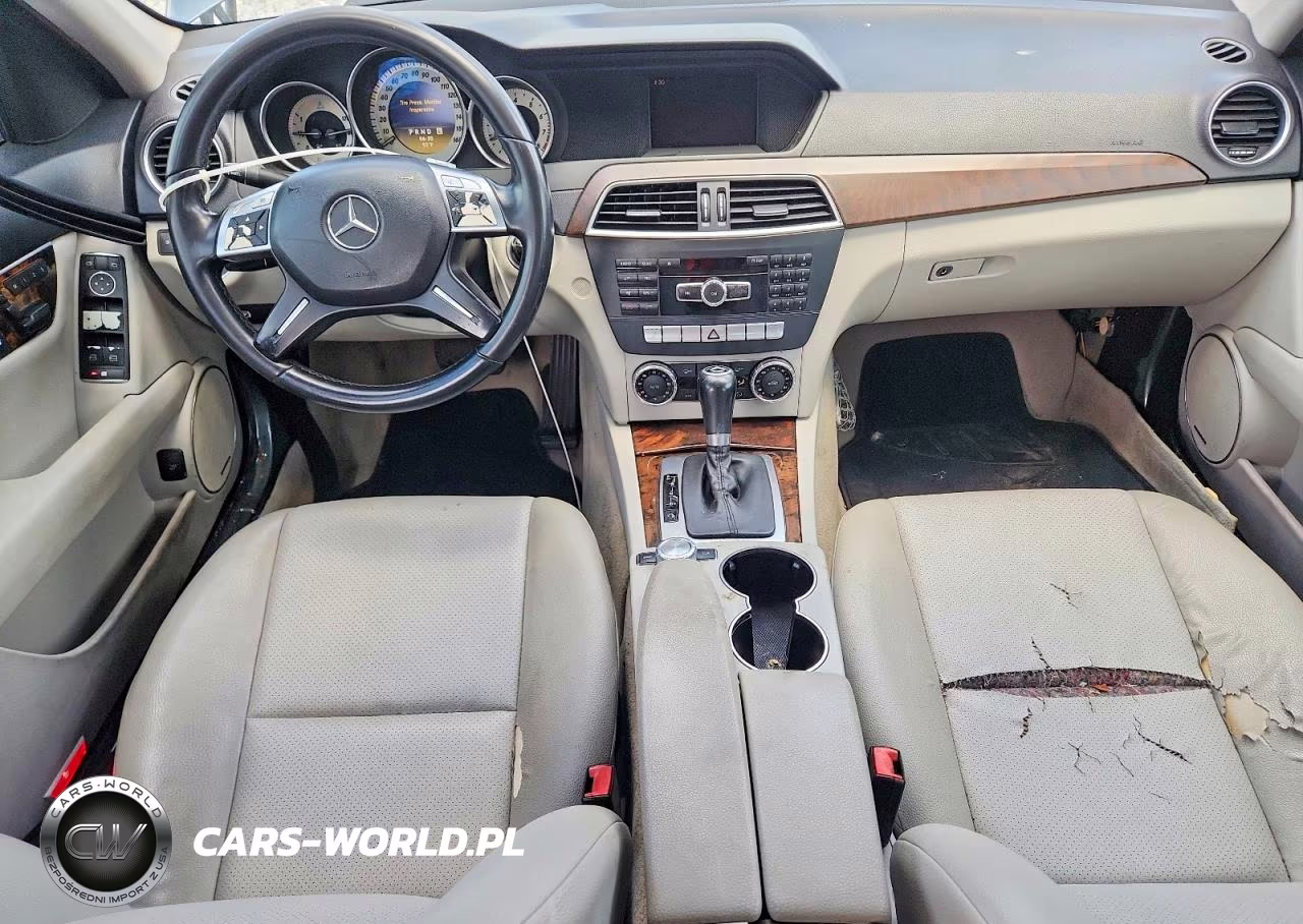 2012 Mercedes-Benz C 250 VIN:WDDGF4HBXCR212162 - 8