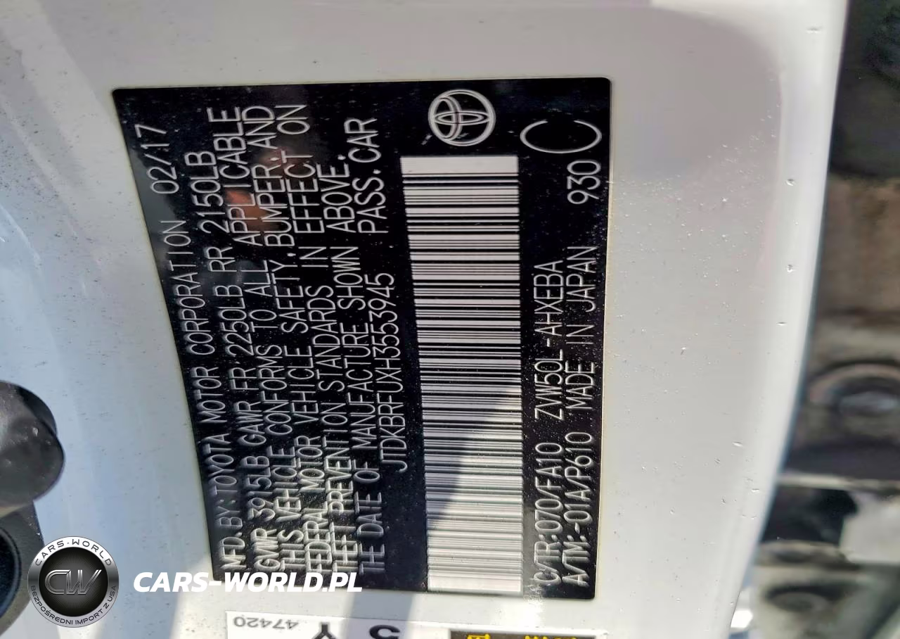 2017 Toyota Prius Two VIN:JTDKBRFUXH3553945 - 12