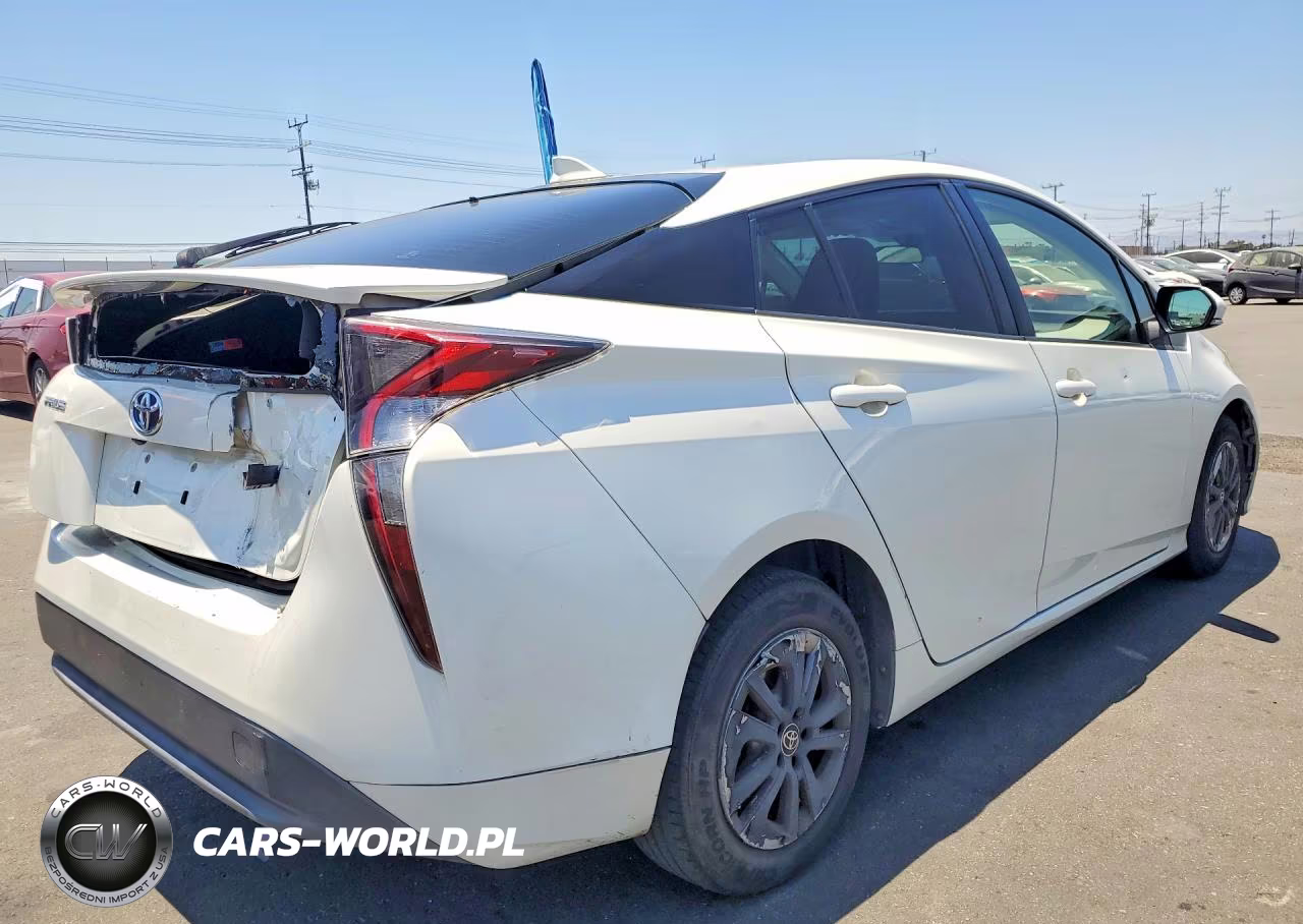 2017 Toyota Prius Two VIN:JTDKBRFUXH3553945 - 3