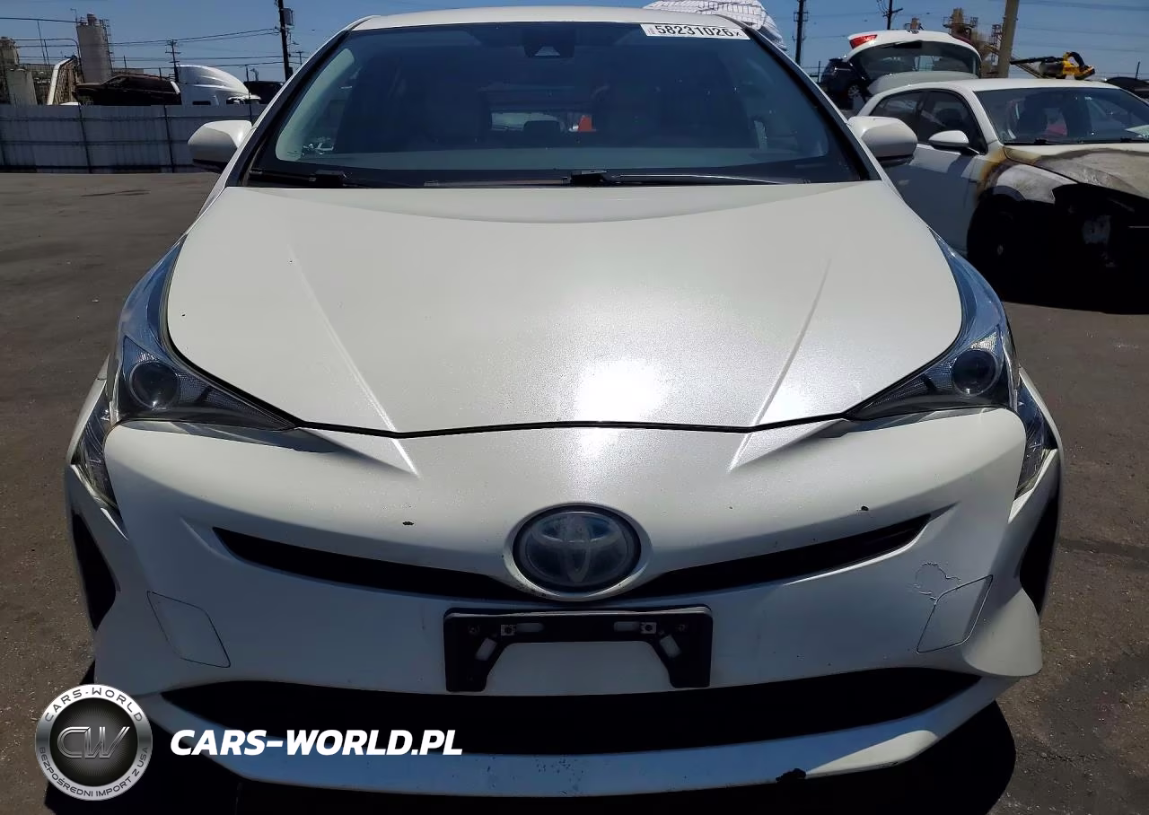 2017 Toyota Prius Two VIN:JTDKBRFUXH3553945 - 5