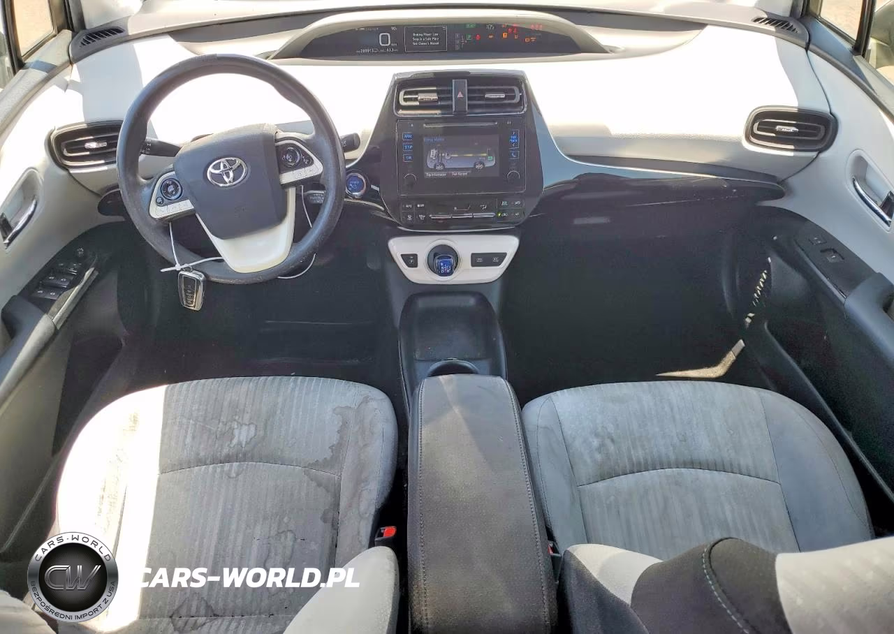 2017 Toyota Prius Two VIN:JTDKBRFUXH3553945 - 8