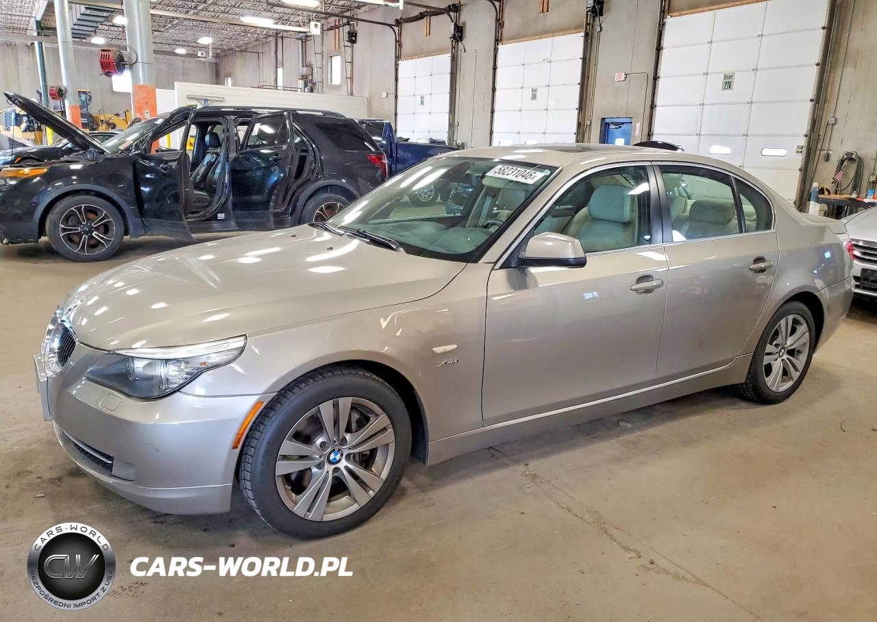 2010 BMW 528 Xi – zdjęcie 1 z 12
